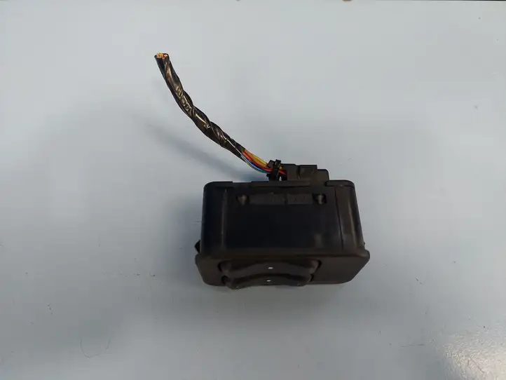 Opel Zafira B (2003 - 2006) 90561088 Блок кнопок стеклоподъемников — фото 3