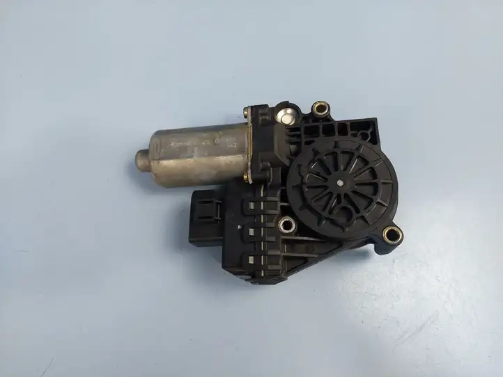 Audi A6 S6 C5 4B (2001 - 2004) 0130821785 Стеклоподъемник задней двери — фото 1