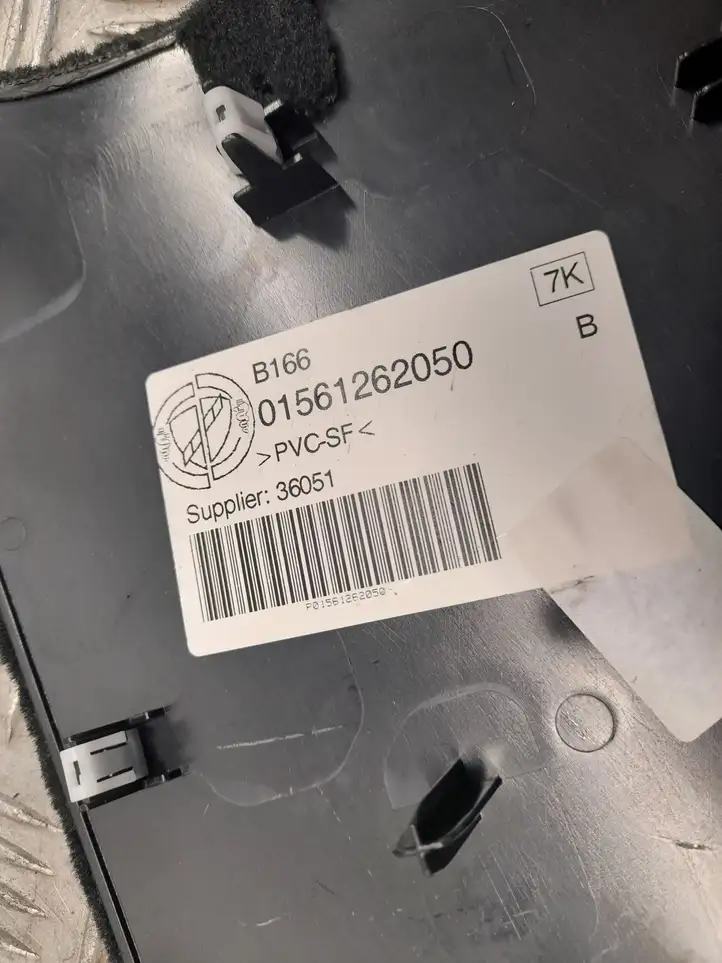 Alfa Romeo Stelvio Type 949 (2017 - ) 01561262050 Другая деталь консоли (туннеля) — фото 4