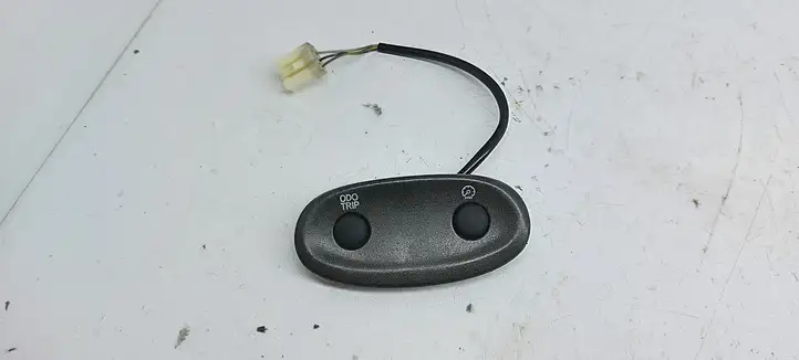 Toyota Yaris Verso (1999 - 2005) 1751Q21 Другие включатели / ручки/ переключатели — фото 3