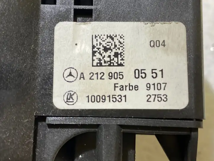 Mercedes-Benz E W212 (2009 - 2016) A2129050551 Включатель фонарей — фото 2