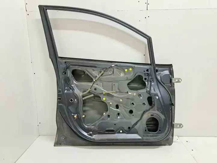 Honda FR-V (2004 - 2009) Дверь — фото 2