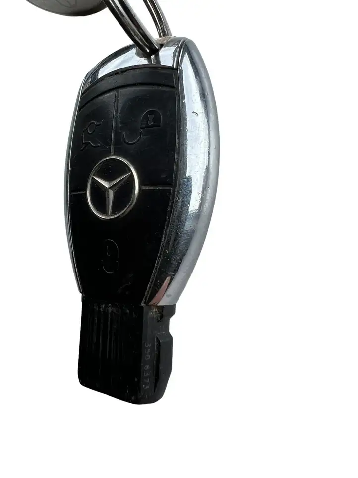 Mercedes-Benz E W211 (2002 - 2009)   Ключ / карточка зажигания