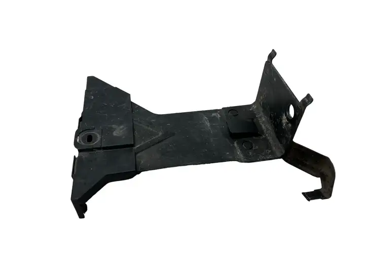 Renault Scenic II -  Grand scenic II (2003 - 2006)  8200245540B Держатель блока управления двигателем