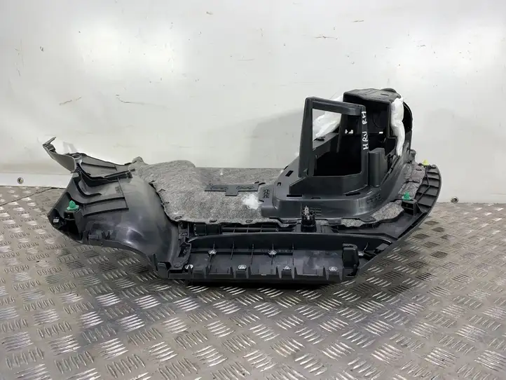 Honda HR-V (2015 - 2020) 84601T7AJ01020 Боковая обшивка багажника — фото 11