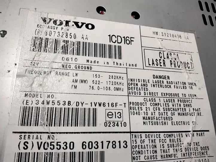 Volvo V50 (2004 - 2008) 30732850AA Магнитола / мультимедийная система — фото 2