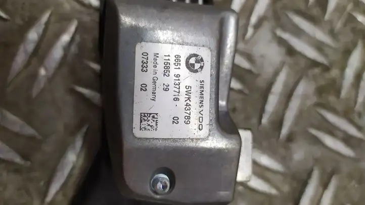 BMW 5 E60 E61 (2004 - 2010) 6651913771602 Камера в лобовом стекле — фото 3