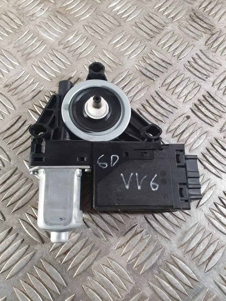Volvo V60 (2018 - ) 31674760 Стеклоподъемник задней двери — фото 1