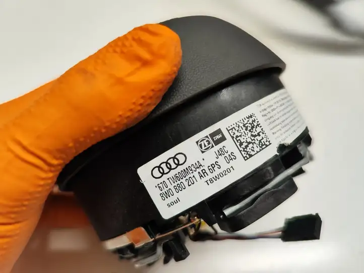 Audi A4 S4 B9 (2015 - 2019) 8W0880201AR Подушка безопасности руля — фото 5