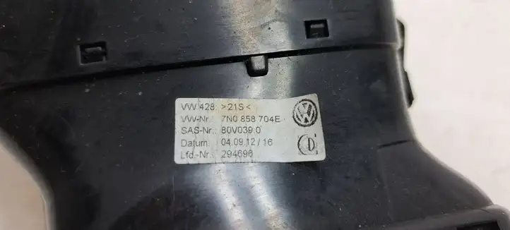 Volkswagen Sharan (2010 - 2015) 7N0858704E Боковой воздушный дефлектор — фото 3