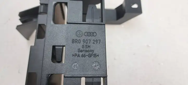 Audi Q5 SQ5 (2008 - 2012) 8R0907297 Прочая отделка багажника — фото 3