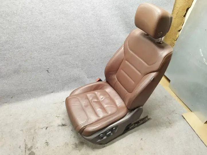 Volkswagen Touareg II (2010 - 2018) 7P6971363AK Переднее сиденье водителя — фото 5