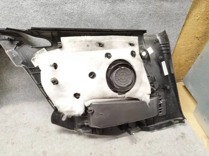 Audi A5 8T 8F (2007 - 2011) 8T086703624A Обшивка задней двери — фото 7