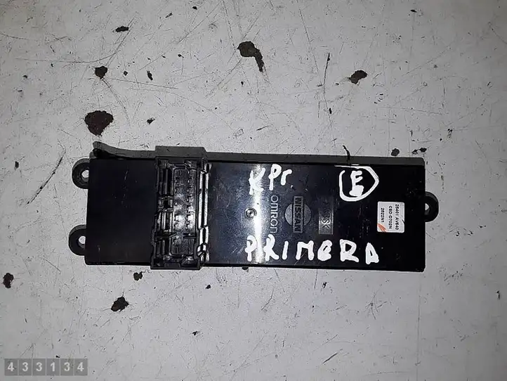 Nissan Primera (2001 - 2008) 25401AV640 Блок кнопок стеклоподъемников — фото 2