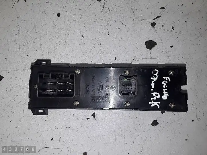 Ford Focus (2005 - 2008) 3M5T14529CE Кнопка стеклоподъемников — фото 2