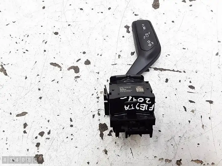 Ford Fiesta (2017 - )  H1BT13335BB Ручка поворотов/ фонарей