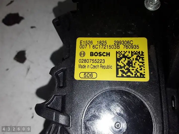 Seat Ibiza IV (6J,6P) (2008 - 2017) 0280755223 Педаль акселератора — фото 2