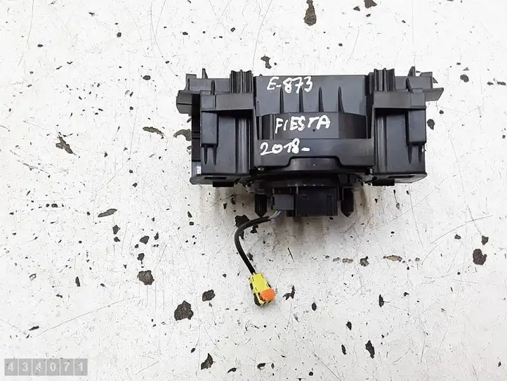 Ford Fiesta (2017 - ) GN1514A664AB Контактное кольцо SRS — фото 1