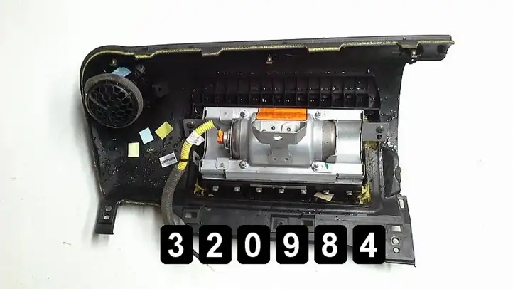 Nissan Note (E11) (2006 - 2014) Подушка безопасности пассажира — фото 2