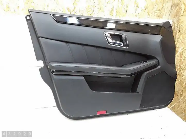 Mercedes-Benz E W212 (2009 - 2016) A2127270348 Обшивка передней двери — фото 1