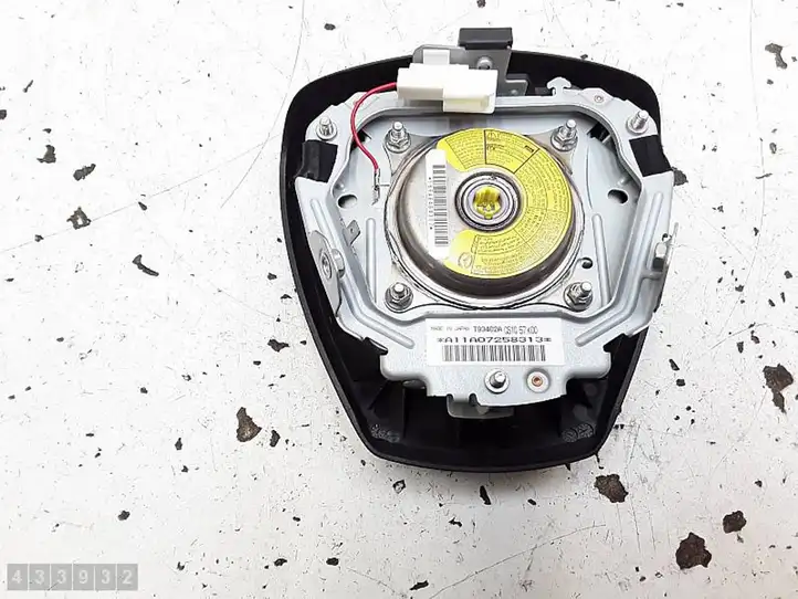 Mazda 6. (2009 - 2012)  GS1G57K00 Подушка безопастности руля