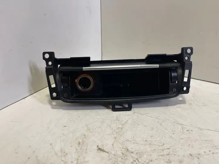 Ford Mondeo MK IV (2007 - 2014) BS71A04788AA3YYW Передняя пепельница — фото 1