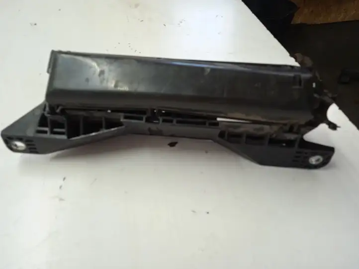 Toyota Prius (XW20) (2003 - 2009)  7107XA1 Блок предохранителей