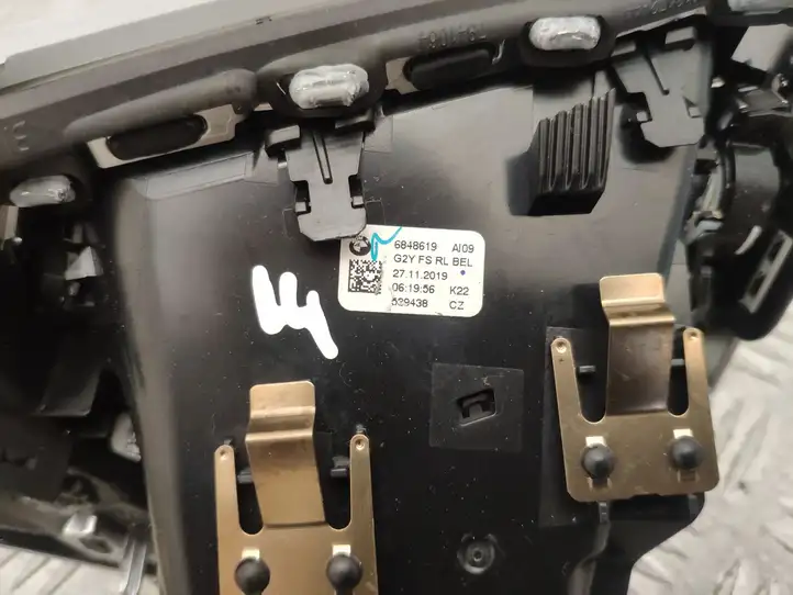 BMW 3 G20 G21 (2019 - ) 6848619 Воздушная решетка панели — фото 6