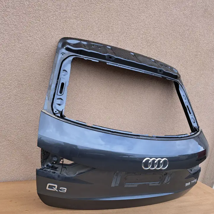 Audi Q3 F3 (2018 - ) Крышка багажника — фото 3