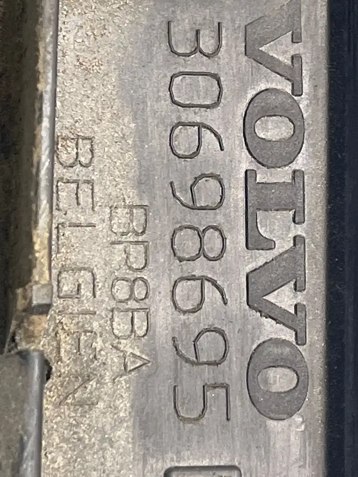 Volvo V50 (2004 - 2008) 30698695 Кронштейн заднего бампера — фото 3