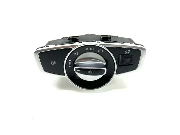 Mercedes-Benz C W205 (2014 - 2021) A2229055508 Включатель фонарей — фото 1