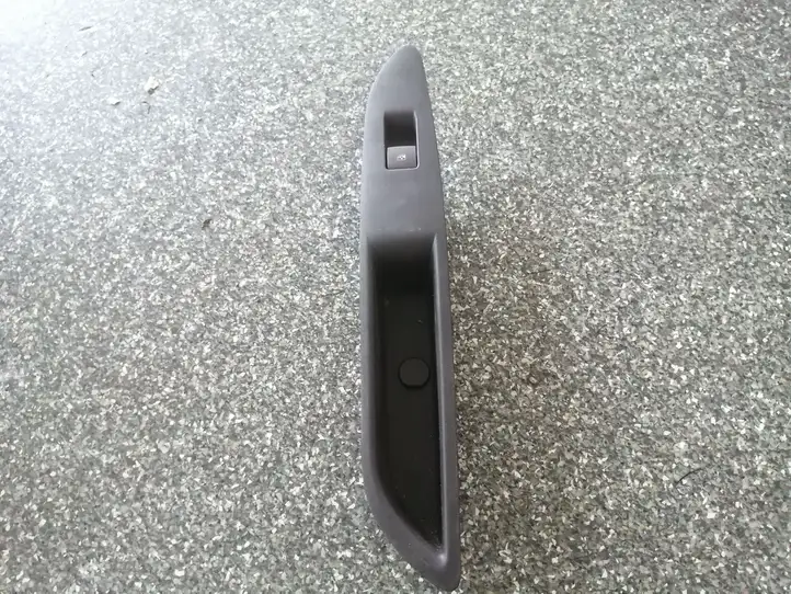 Buick Encore I (2012 - 2019) 95025525 Кнопка стеклоподъемников — фото 1