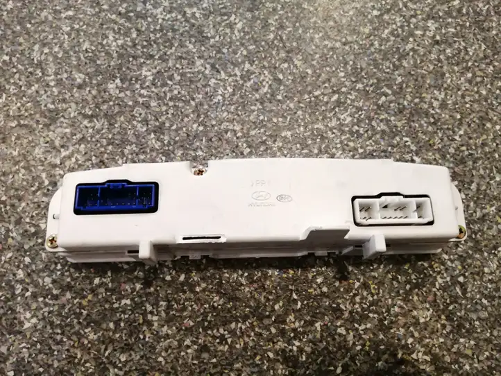 Hyundai Matrix (2001 - 2005)  9400817300 Экран/ дисплей / маленький экран