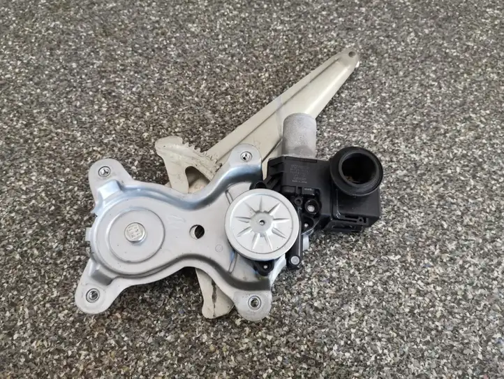 Lexus ES 250 - 300 - 350 (2015 - 2018) 8572033281 Стеклоподъемник передней двери (комплект) — фото 1