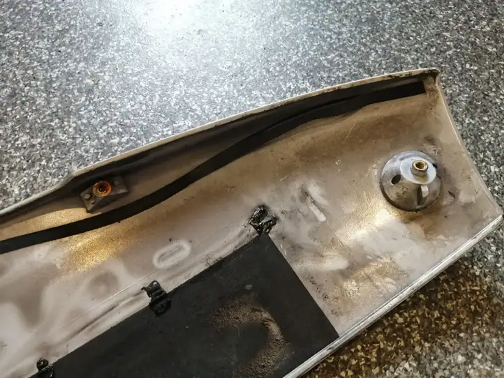 BMW 3 E46 (1998 - 2005)  8235987 Спойлер заднего стекла