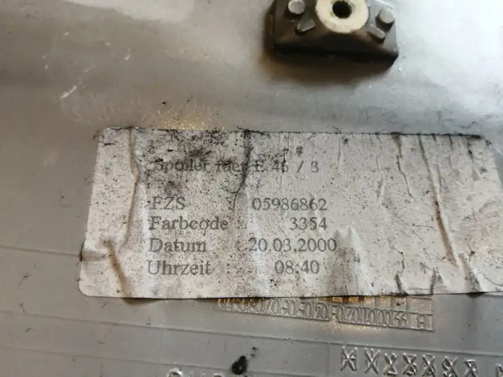 BMW 3 E46 (1998 - 2005)  8235987 Спойлер заднего стекла