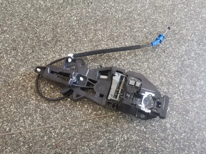 Chevrolet Volt II (2015 - ) 46082100 Крепление наружной ручки передней двери — фото 1