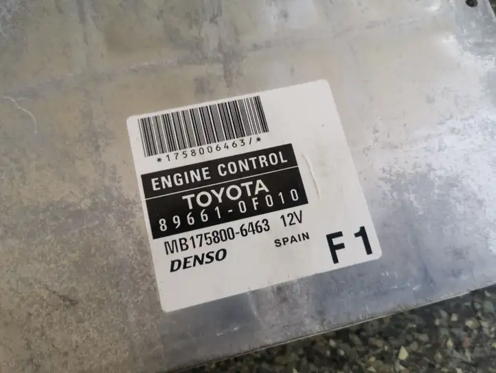 Toyota Corolla Verso AR10 (2004 - 2009) 896610F010 Блок управления двигателем (ЭБУ) — фото 2