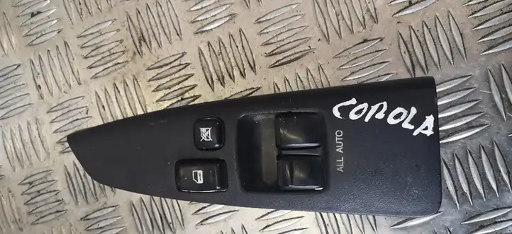 Toyota Corolla Verso E121 (2001 - 2004) Кнопка стеклоподъемников — фото 1