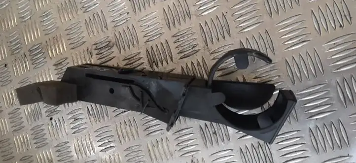 Ford Mondeo Mk III (2000 - 2007) Передний подстаканник — фото 1