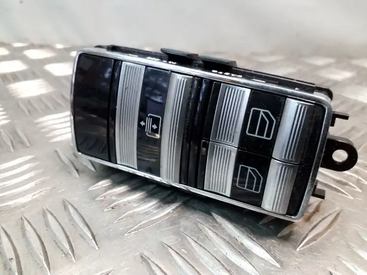 Mercedes-Benz S W221 (2005 - 2013) A2218214651 Блок кнопок стеклоподъемников — фото 1