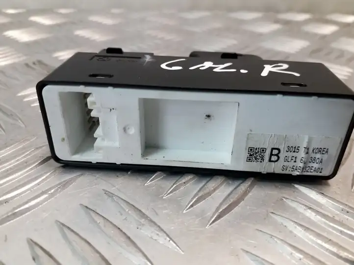Mazda 6 (2012 - 2015) 5AB132EA01 Кнопка стеклоподъемников — фото 3