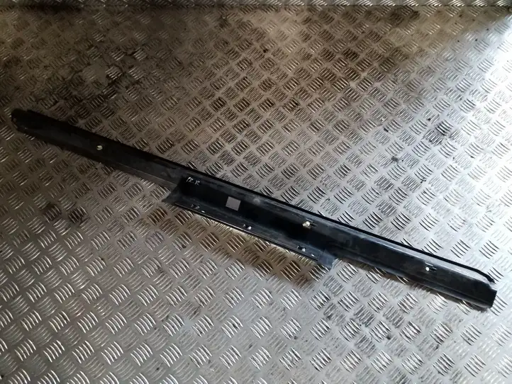 Mercedes-Benz R W251 (2005 - 2013) A2516801235 Внутренняя отделка переднего порога — фото 2