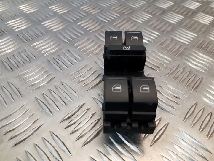 Seat Leon (1P) (2005 - 2012) 1K4959857B Кнопка стеклоподъемников — фото 1