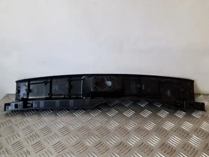 Nissan Juke I F15 (2010 - 2018) 849921KA0A Отделка порога багажника — фото 3
