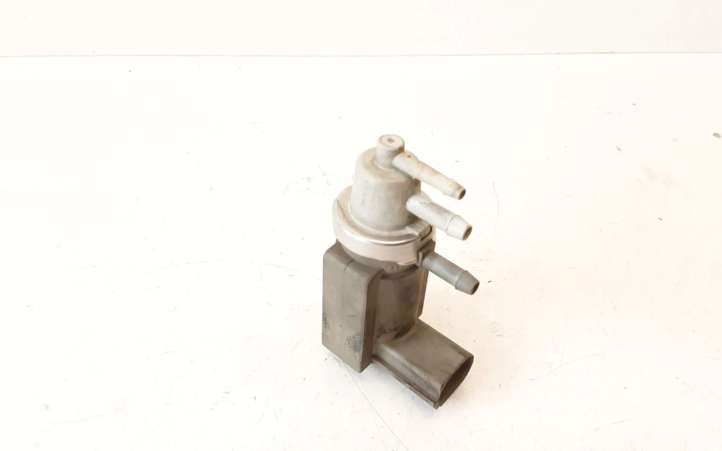 059906627C Audi A6 S6 C5 4B Solenoidinis vožtuvas