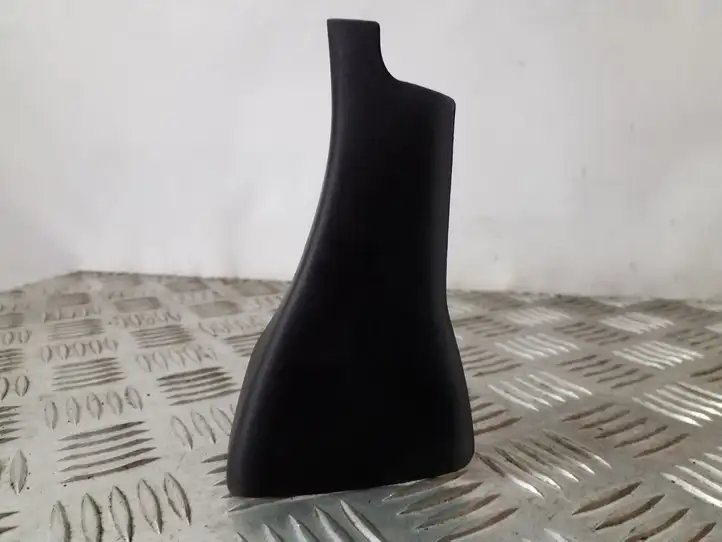 Volkswagen Touareg I (2002 - 2010)  7L0837916 Другая деталь отделки пере́дней дверей