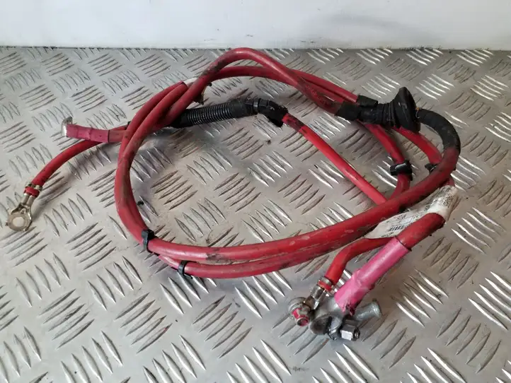 Mercedes-Benz R W251 (2005 - 2013) A2515400130 Плюсовой провод аккумулятора — фото 3