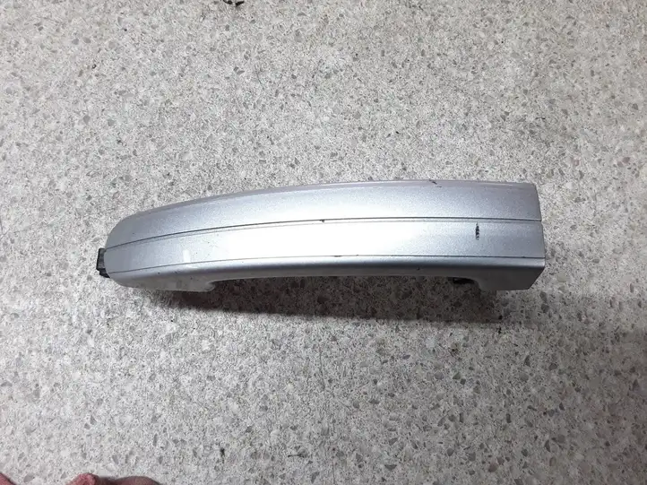 Ford Focus (2005 - 2008) 3M51R22404ACW Наружная ручка двери — фото 1