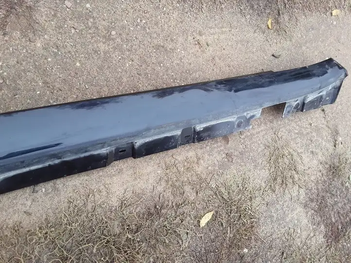 BMW 7 F01 F02 F03 F04 (2008 - 2016)  7241880 Обшивка порга